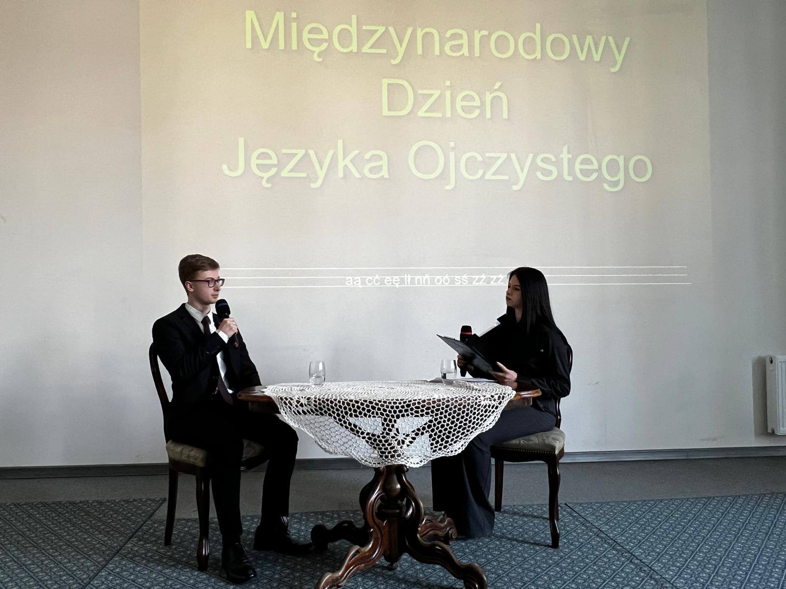 Zdjęcie Dzień języka ojczystego (3)fdf28c84-cbbb-4cef-b07c-bae313db468c.jpg w galerii Międzynarodowy Dzień Języka Ojczystego w II LO